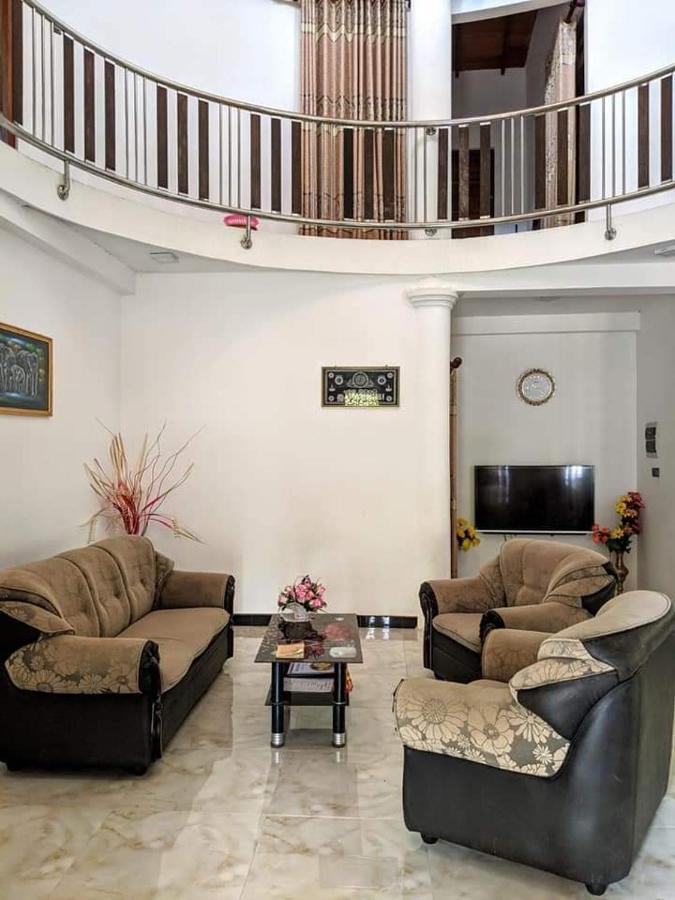Blooming Villa & Guest Matara Buitenkant foto
